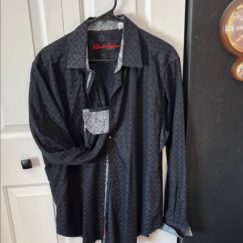Robert Graham Black Geometric Accent Button-Up Shirt